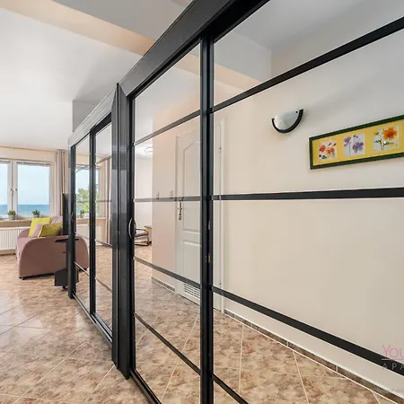 Your Holidays Campingowa Apartment
